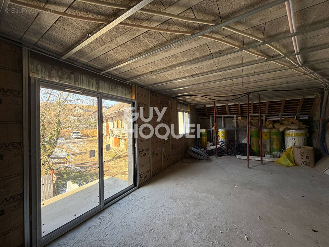 Appartement à HERY-SUR-ALBY