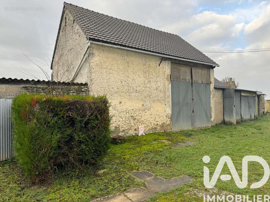 Photo 3 - Maison à HOUDAN