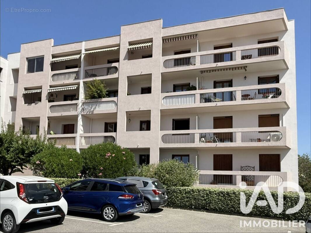 Photo 1 - Appartement à LA FARLEDE