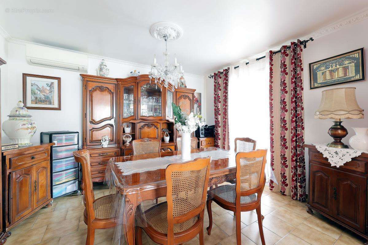 Maison à GIGNAC-LA-NERTHE