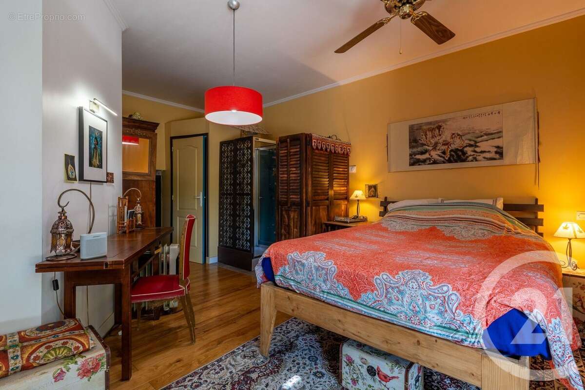 Maison à COURNONTERRAL