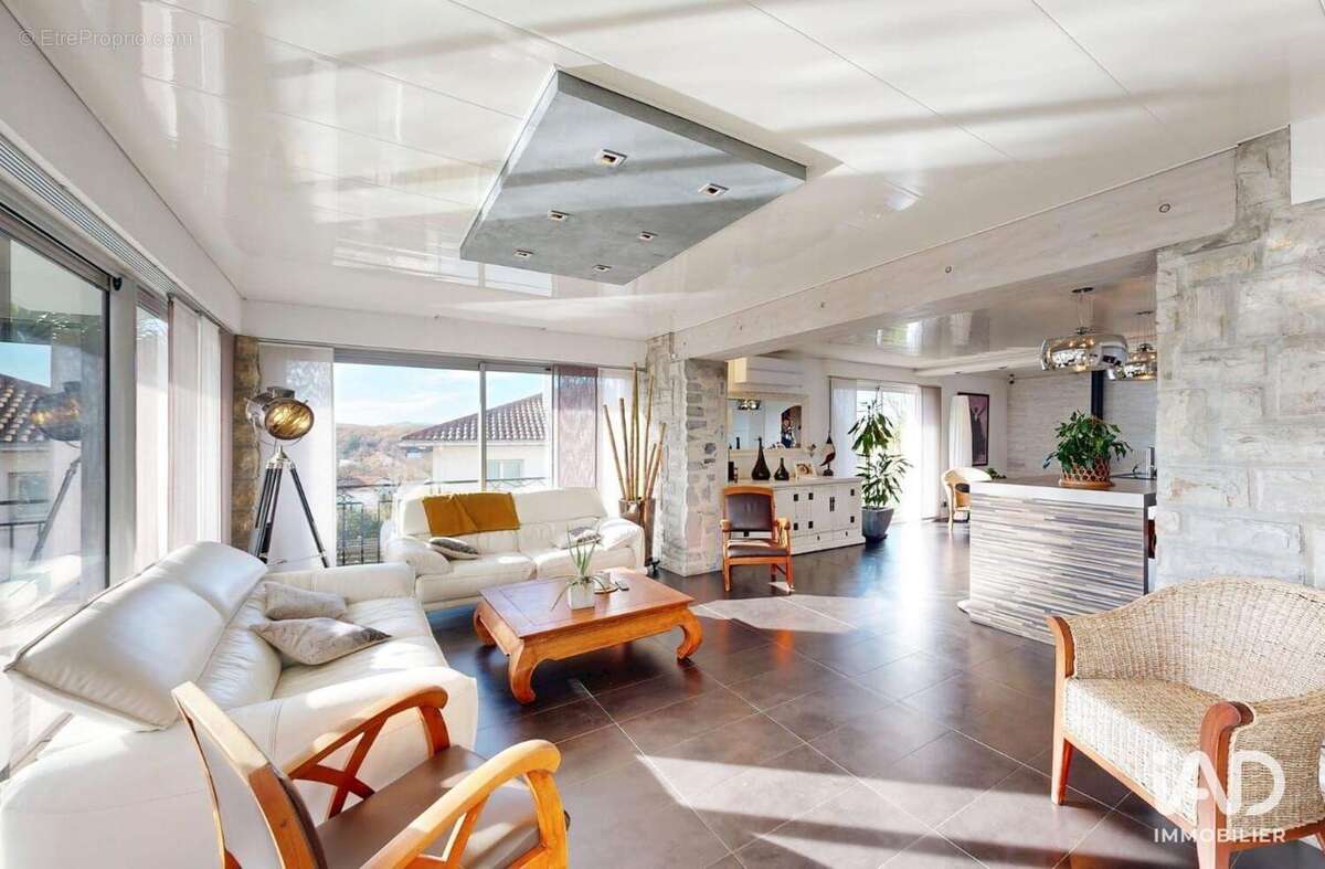 Photo 3 - Maison à SAINT-PIERRE-D'IRUBE