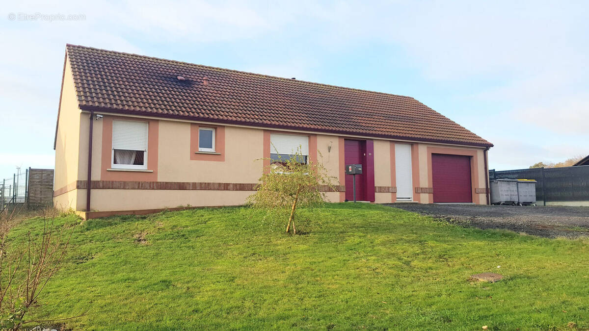 Maison à SAINT-LEGER