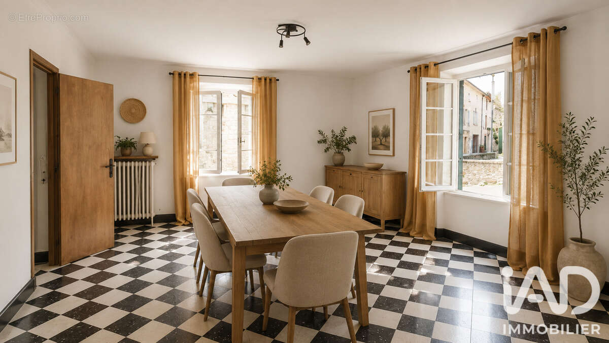 Maison 130 m² à Sernhac  - photo 8