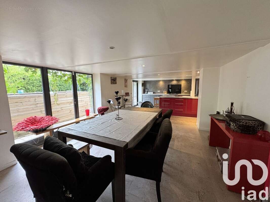 Photo 7 - Commerce à COGOLIN