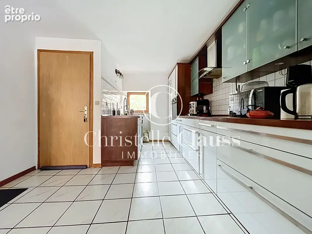 Appartement Thann 3 pièce(s) 82 m2 - photo 3