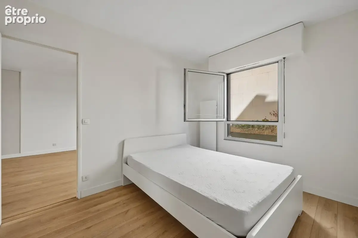 2 pièces 48 m2 - saint-cloud - quartier centre-ville - photo 5