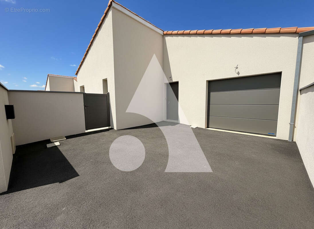 Maison Chauray 4 pièce(s) 114 m2 - photo 7