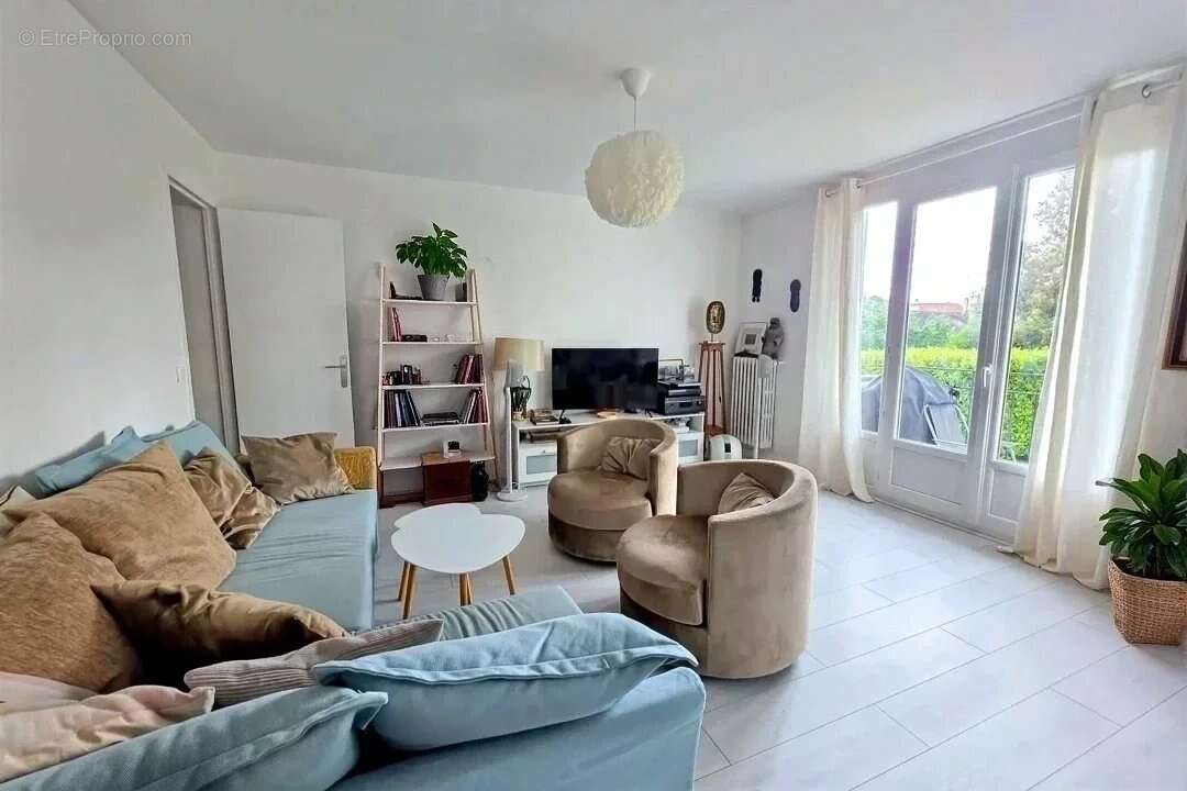 Appartement à CROISSY-SUR-SEINE