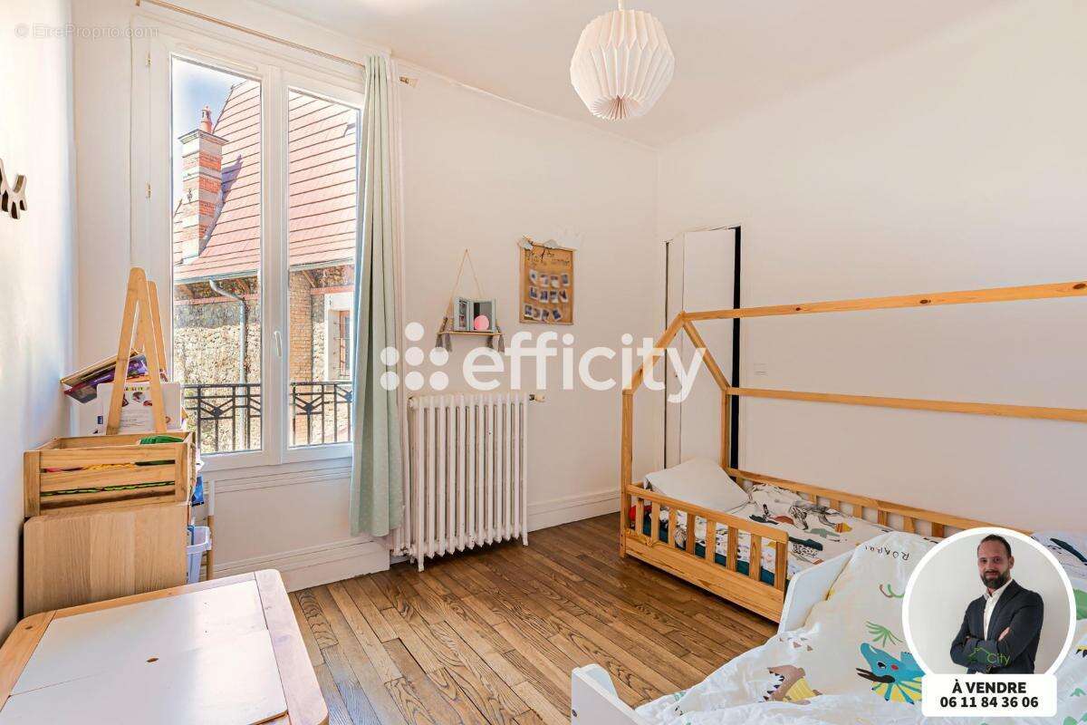 Maison à VILLENEUVE-LE-ROI