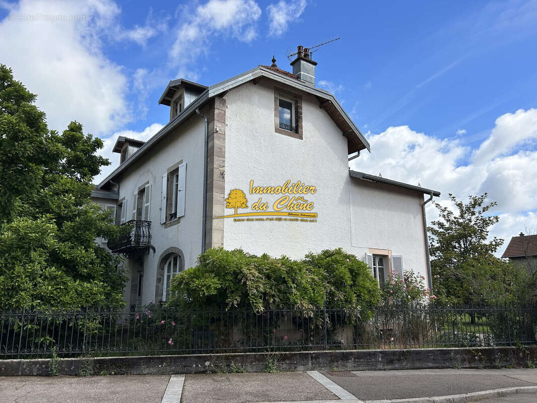 Maison à LUXEUIL-LES-BAINS