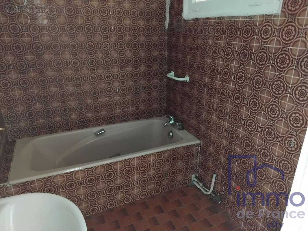 Appartement à SAINT-ETIENNE