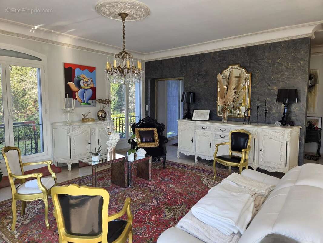 Maison à MONTEILS
