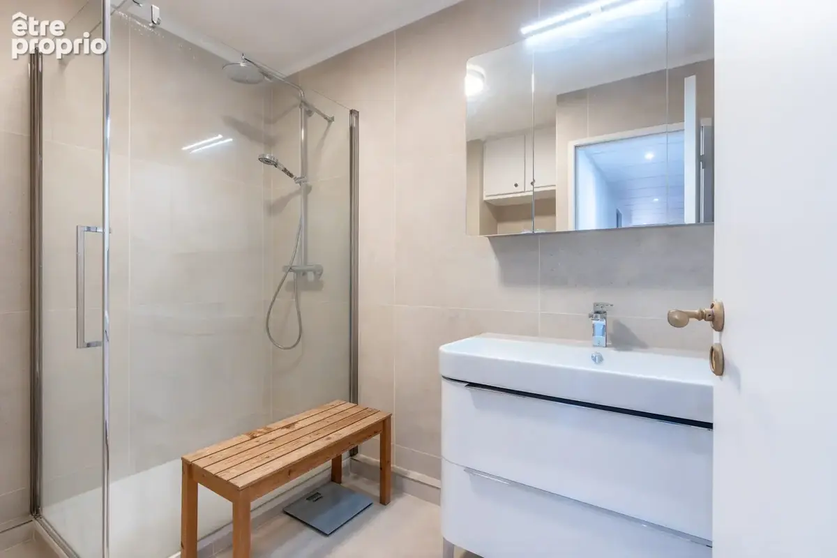 Superbe appartement 4 pièces avec balcon, cave et parking - photo 17