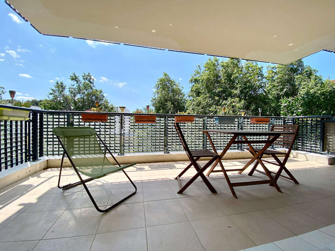 Appartement à MARSEILLE-14E