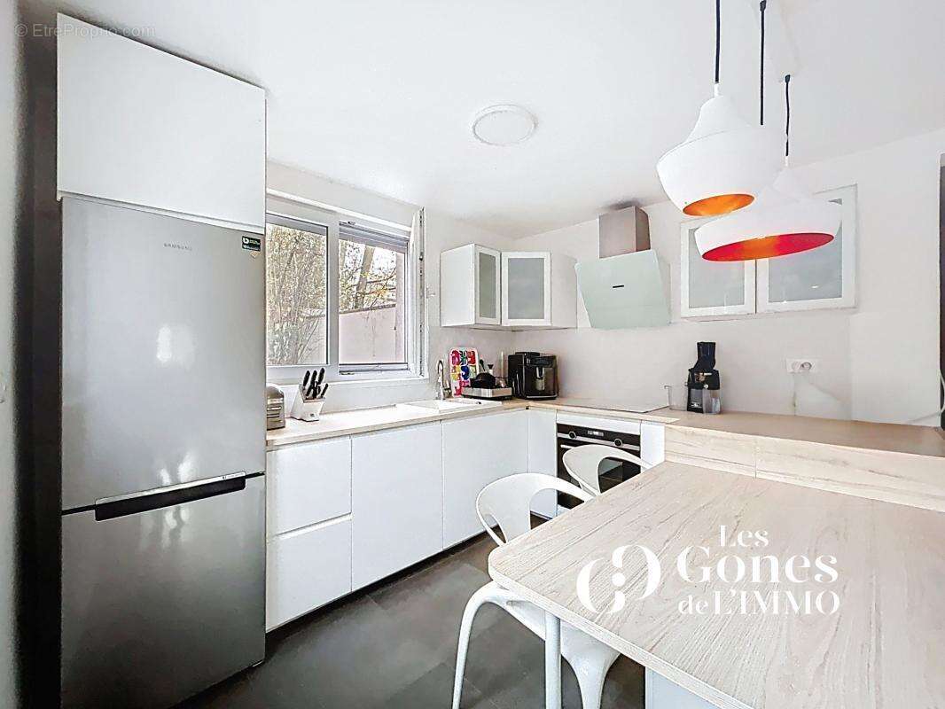 Maison à TASSIN-LA-DEMI-LUNE