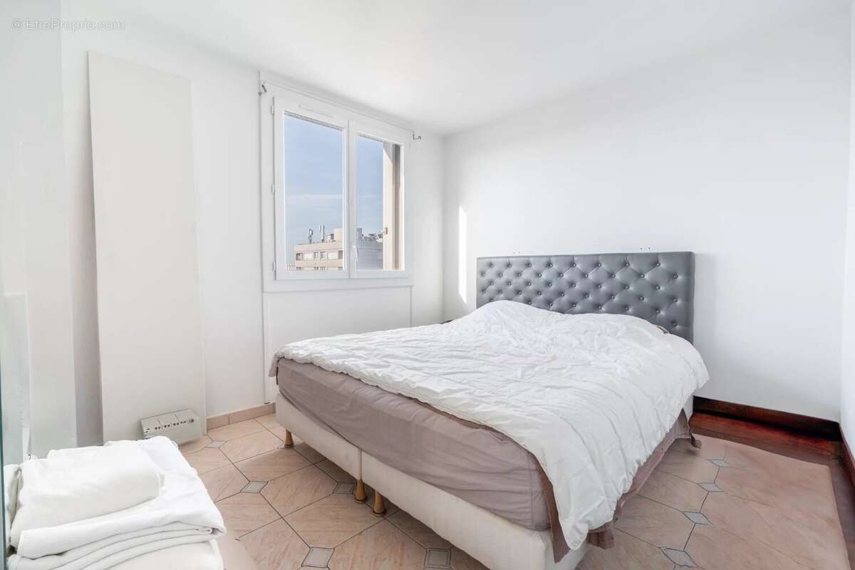 Appartement à CLICHY