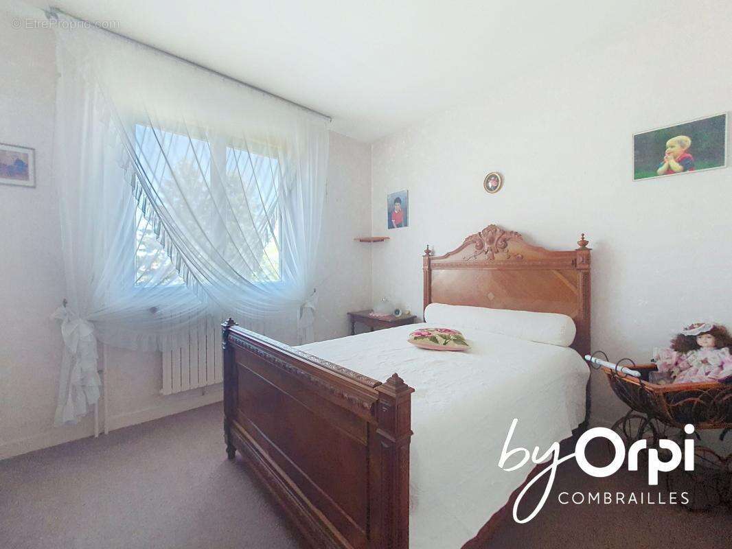 Maison à LES ANCIZES-COMPS