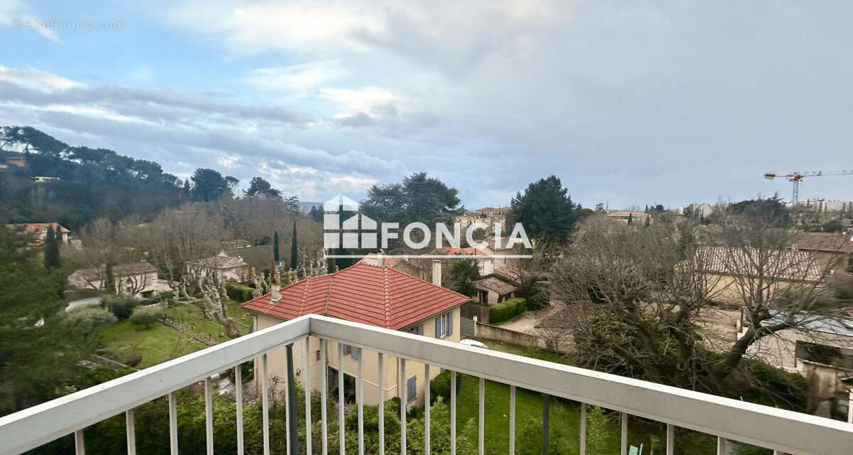 Appartement à AIX-EN-PROVENCE