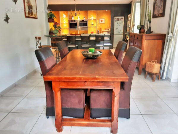 CUISINE - Maison à VOUTHON