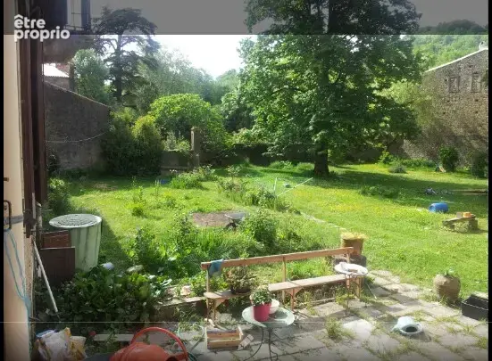 Ancienne propriété paroissiale et son magnifique jardin arboré - photo 2