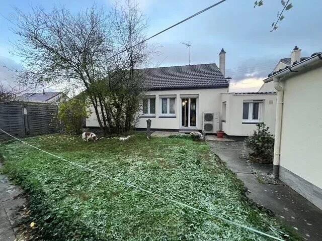 Maison à CHALETTE-SUR-LOING