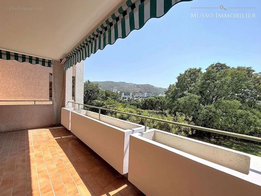 Appartement à MARSEILLE-11E