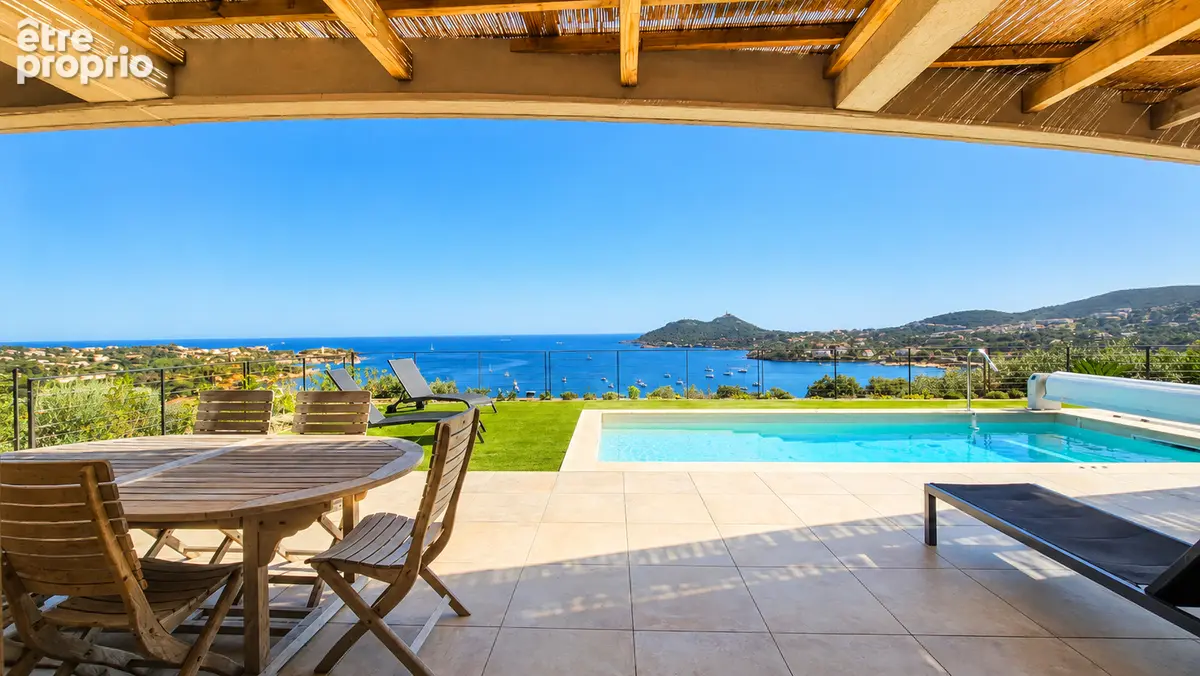Villa contemporaine vue mer panoramique a agay a vendre - photo 4