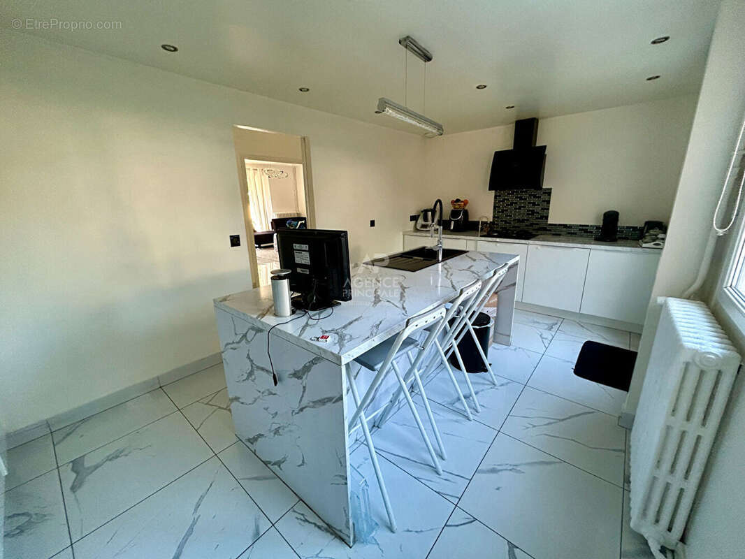 Maison à CARRIERES-SOUS-POISSY