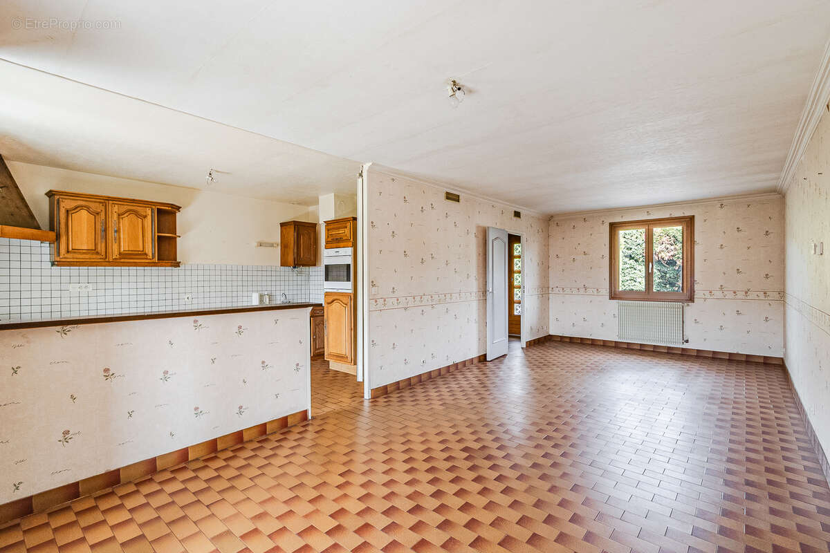 Maison à OINGT