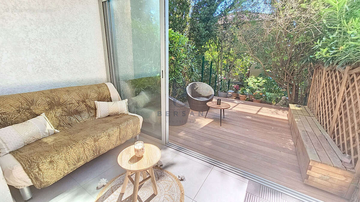 Appartement à FREJUS