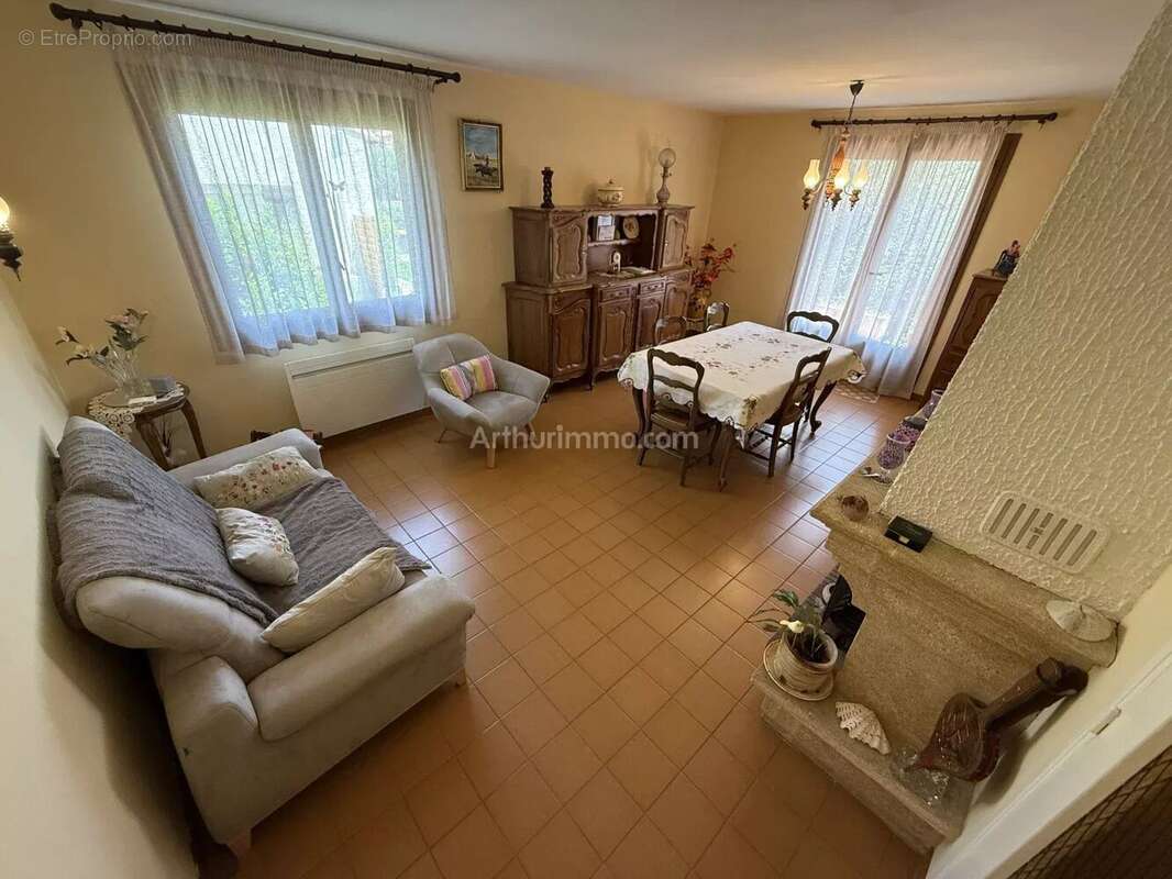 Vente Maison Paulhan(34230) 249 000ï¿œ - photo 3