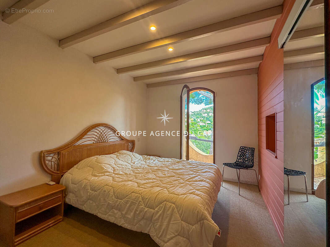 Maison à LES ISSAMBRES