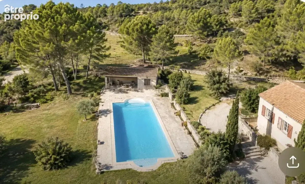Maison 180 m² à Carpentras  - photo 2