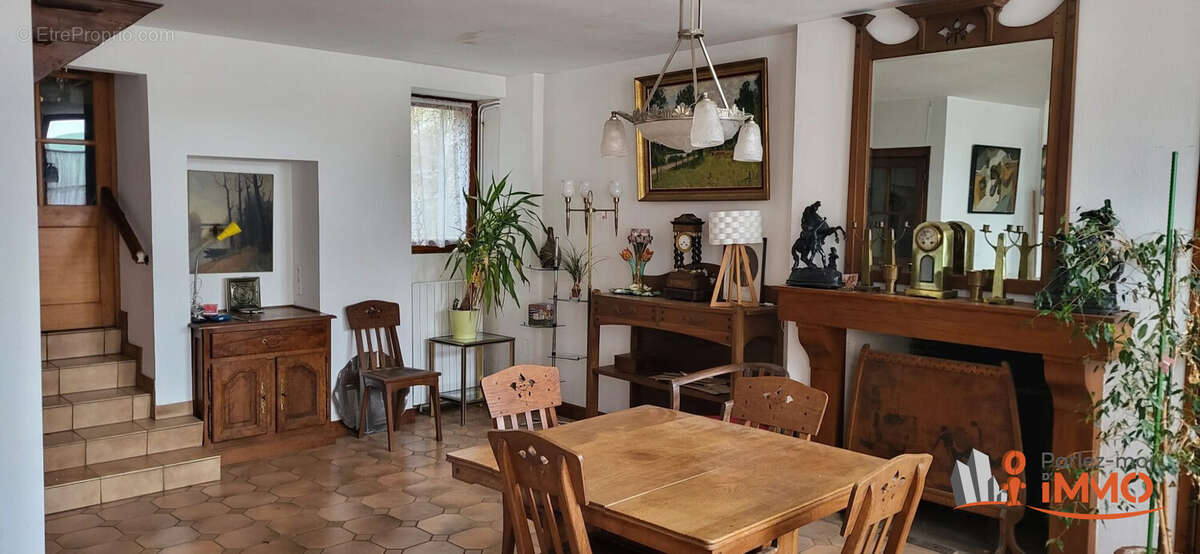 Maison à SAINT-SAUVEUR-EN-PUISAYE