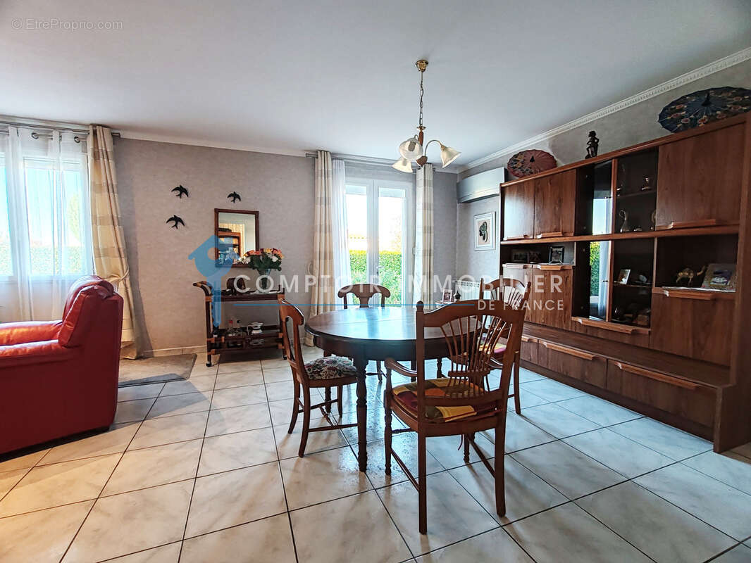 A VENDRE Maison de plain-pied 4 pièce + garage indépendant - photo 7