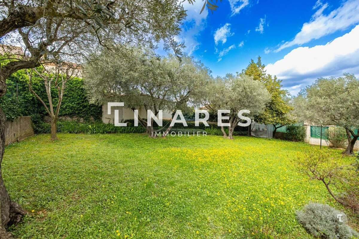 Maison à LA PENNE-SUR-HUVEAUNE