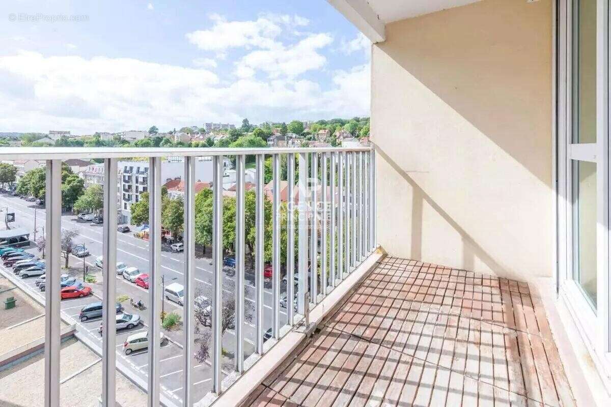 Appartement à CHAVILLE