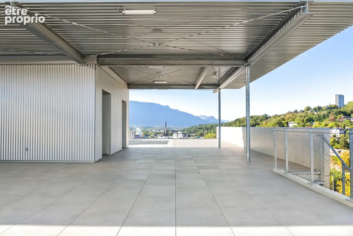 Chambéry - Penthouse d'exception en attique - 140m2 - Rooftop panoramique de 185 m2 - 3 garages - photo 3