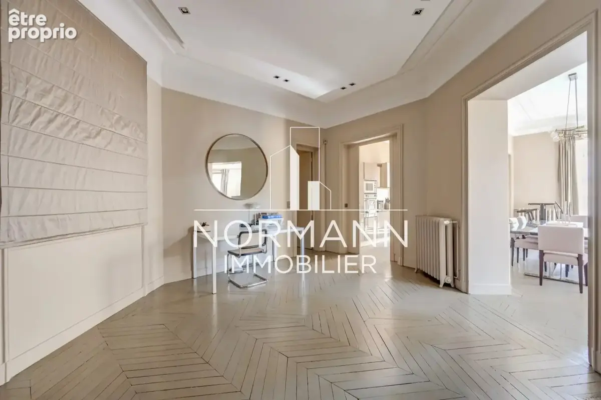 Paris 8 eme - triangle d'or - 2 chambres - refait a neuf - photo 3