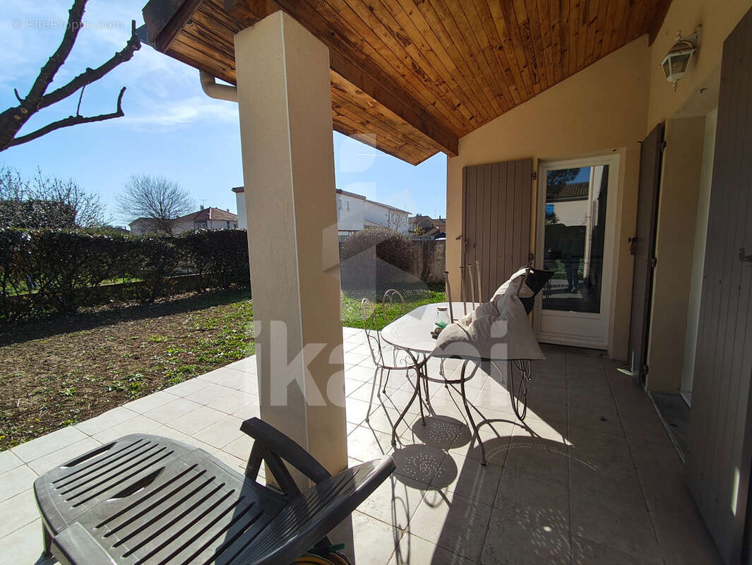 Maison à MOURS-SAINT-EUSEBE