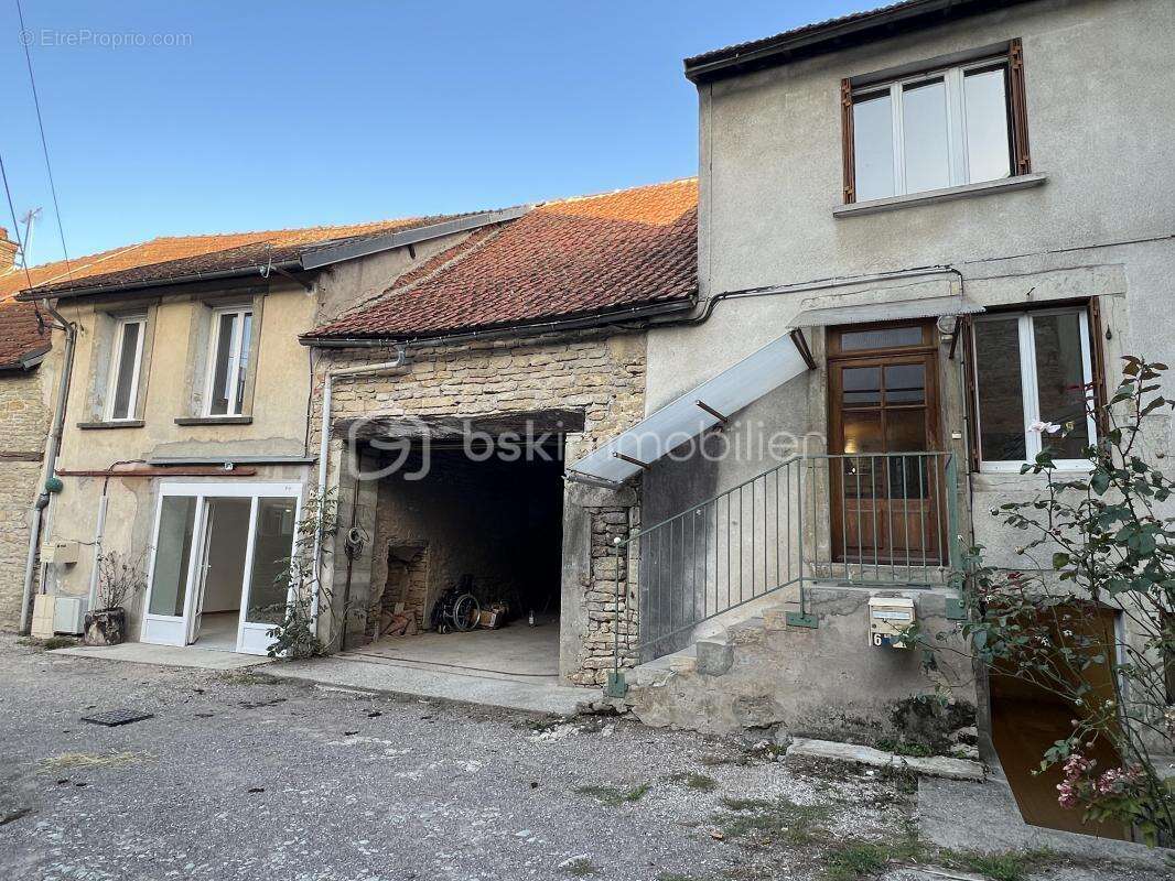 Maison à POUILLY-EN-AUXOIS