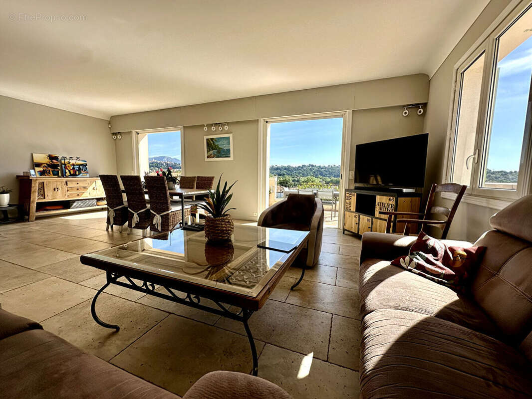 Maison à LA COLLE-SUR-LOUP