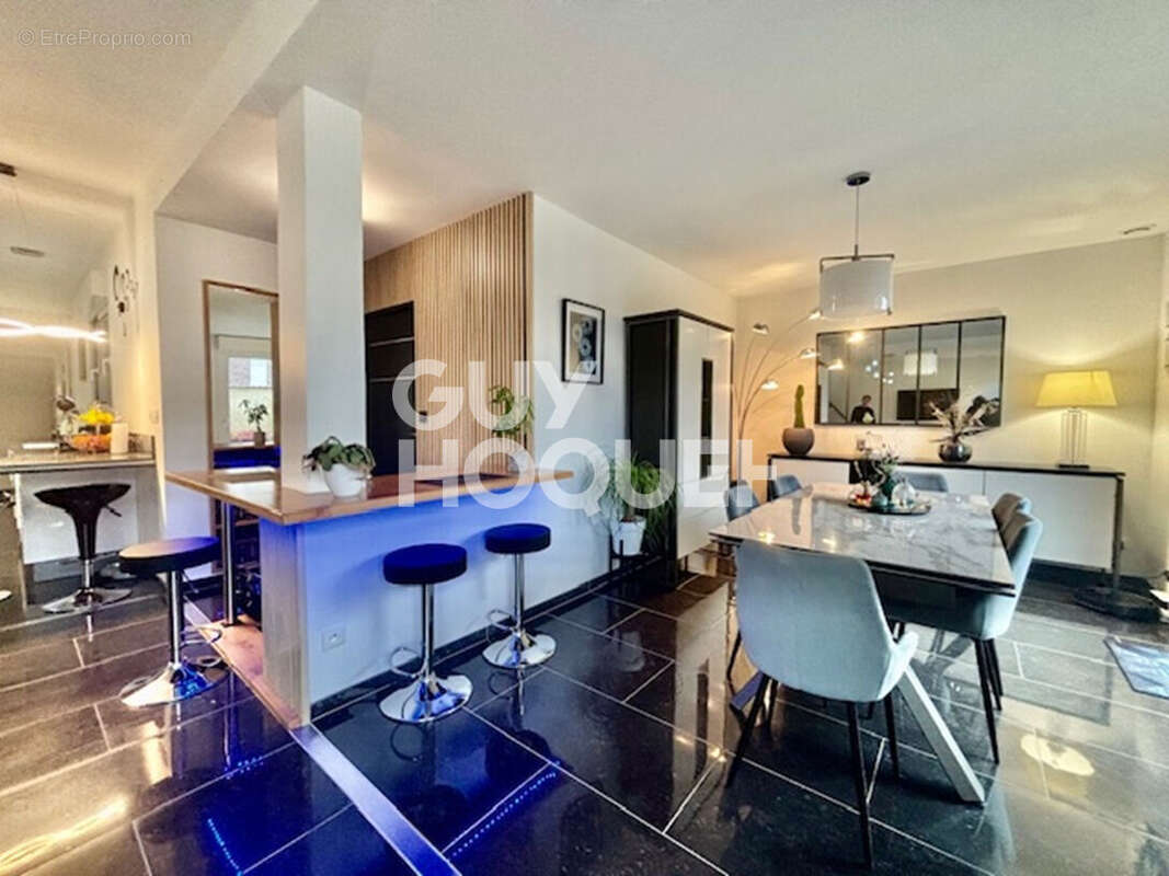 Maison à AUBERCHICOURT