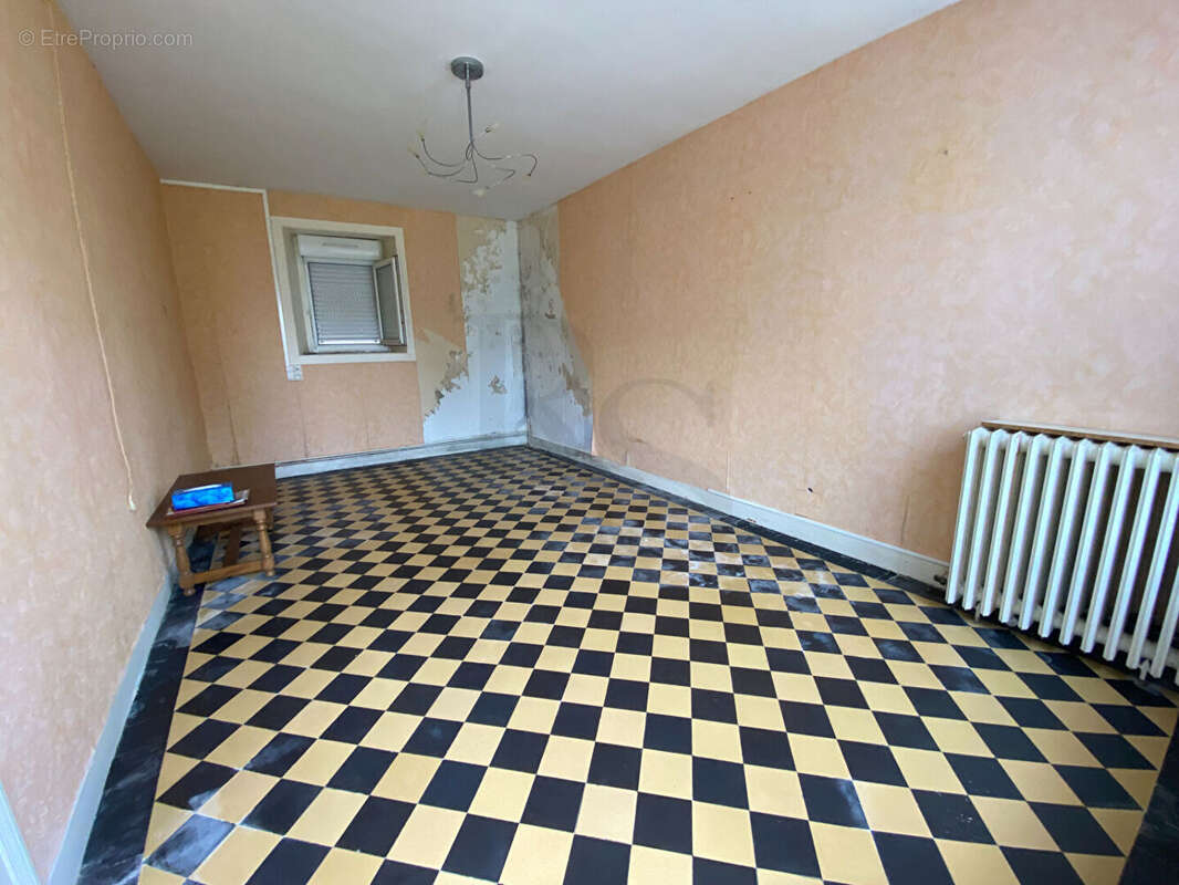 Maison à SAINT-DENIS-MAISONCELLES