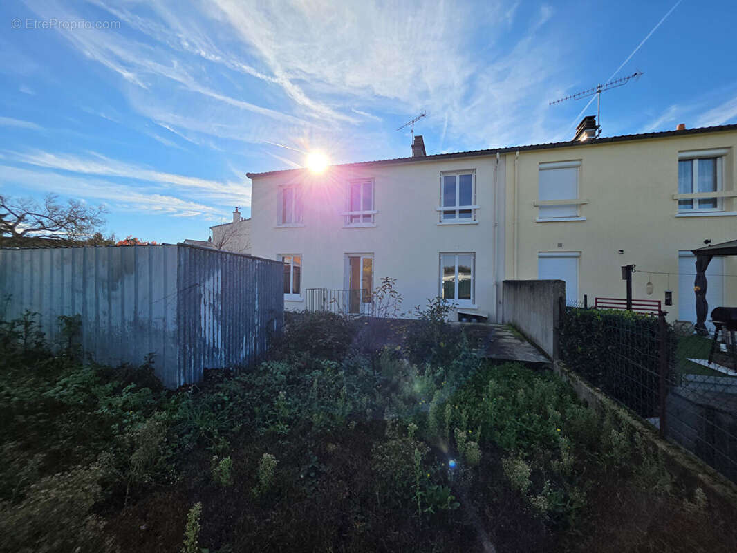 Maison à TOURNON-SAINT-MARTIN