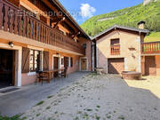 Maison à SAINT-GERMAIN-DE-JOUX
