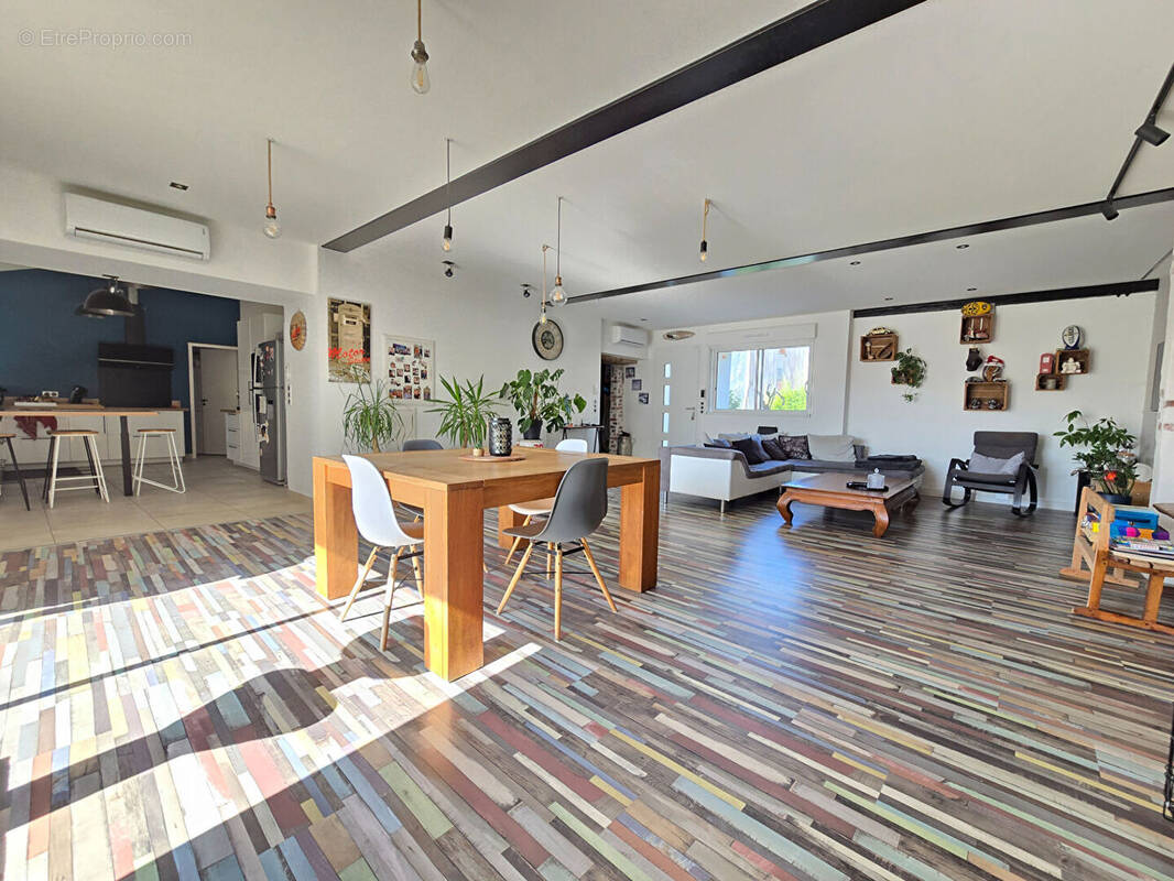 Maison à SAINT-XANDRE