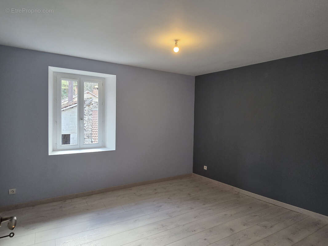 Maison à LES CABANNES