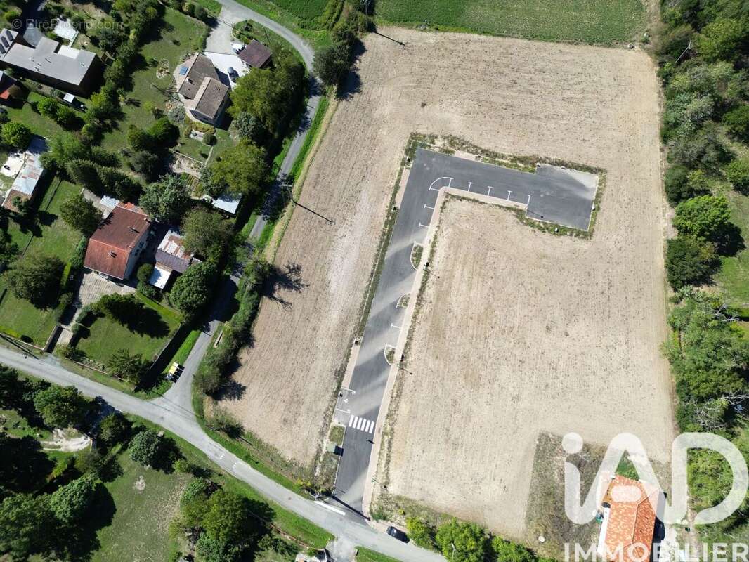 Photo 4 - Terrain à MONTEGUT-LAURAGAIS